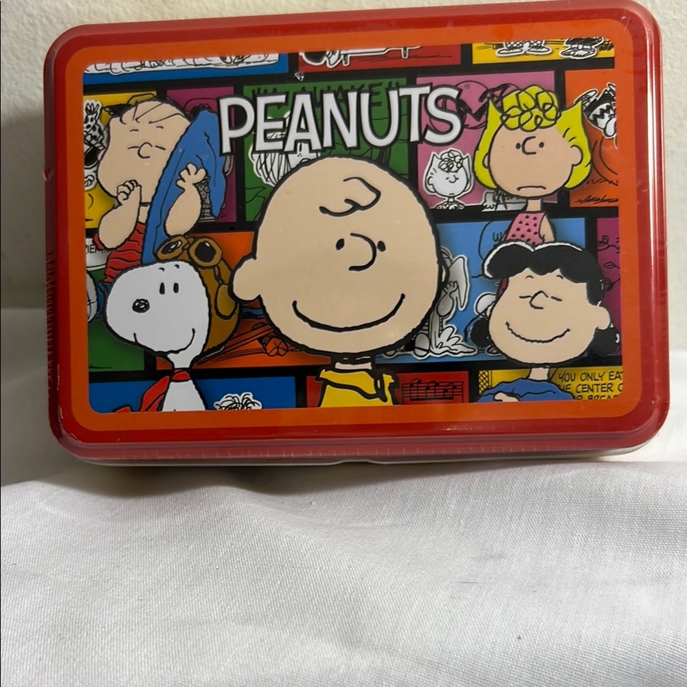 New Peanuts Special Edition Playing Card Set Tin Box 2 Decks of Cards Sealed